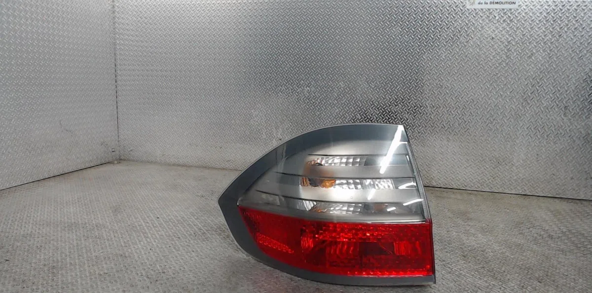 Feu arrière gauche FORD S-MAX 1  S-MAX 1 PHASE 1 occasion