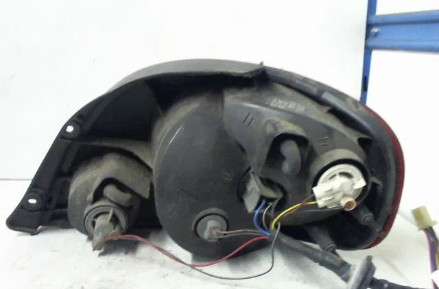 Feu arrière gauche GM DAEWOO MATIZ occasion