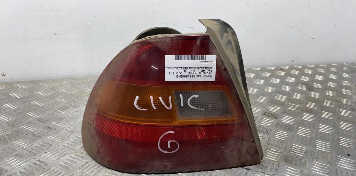 Feu arrière gauche HONDA CIVIC 6 PHASE 1 occasion