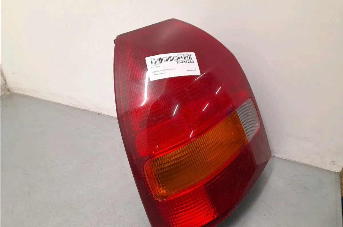 Feu arrière gauche HONDA CIVIC V occasion