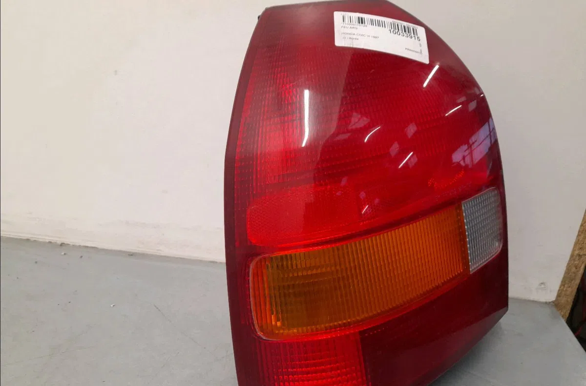 Feu arrière gauche HONDA CIVIC VI occasion