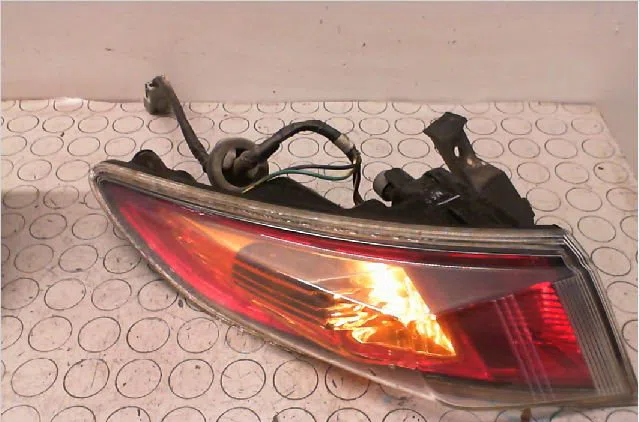 Feu arrière gauche HONDA CIVIC VII  2.2i CDTI occasion