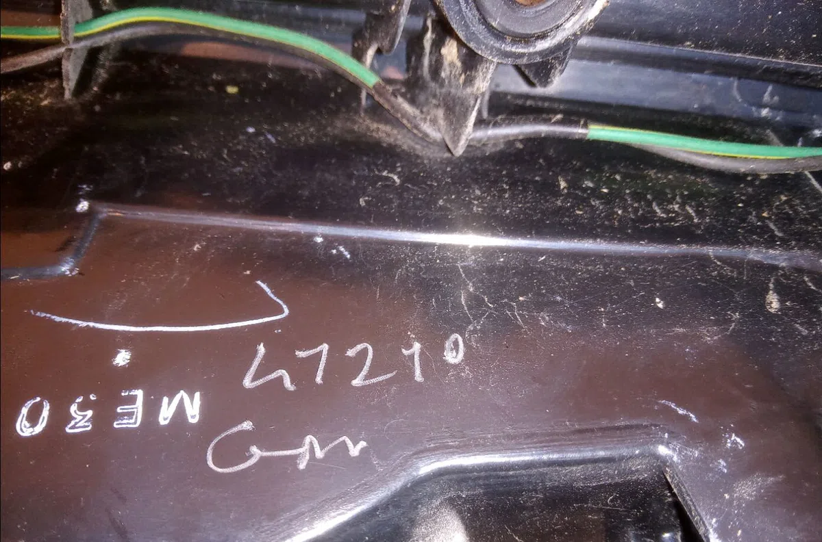 Feu arrière gauche Honda CR-V I (RD) 2.0 16v 4wd (rd1, rd3) (1995-2001) occasion