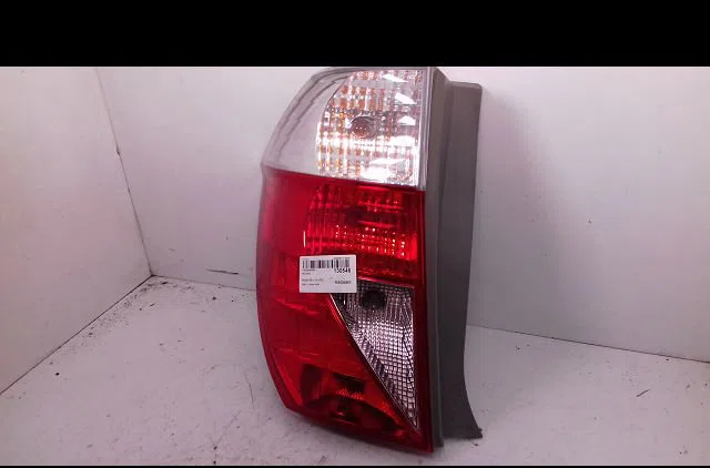 Feu arrière gauche Honda FR-V (BE) 2.0 (be3) (2005) occasion