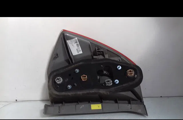 Feu arrière gauche Honda FR-V (BE) 2.2 i ctdi (be5) (2005) 5 portes occasion