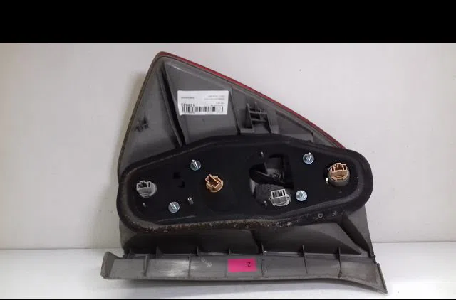 Feu arrière gauche Honda FR-V (BE) 2.2 i ctdi (be5) (2005) 5 portes occasion