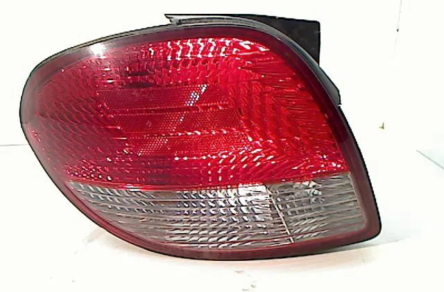 Feu arrière gauche HYUNDAI COUPE I 2000 occasion