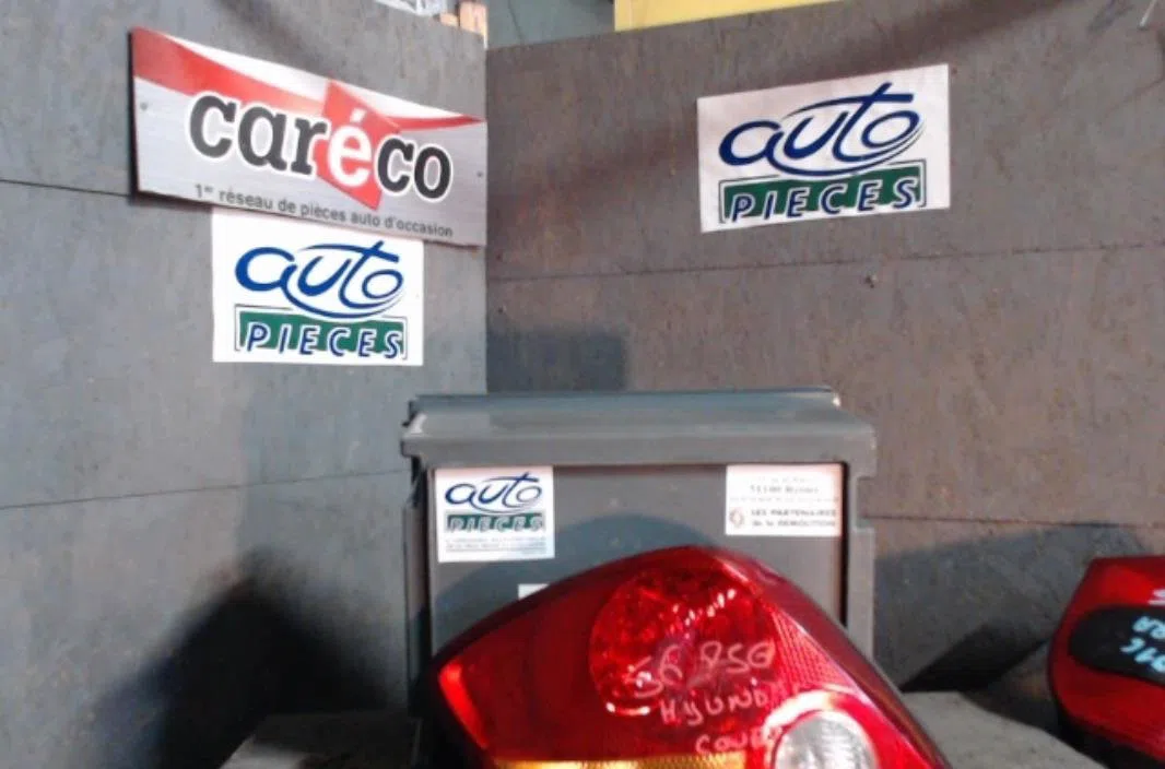 Feu arrière gauche Hyundai COUPE II (GK) 2.0 gls (2003-2009) occasion