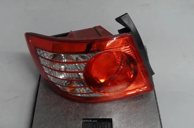 Feu arrière gauche Hyundai ELANTRA III (XD) 2.0 crdi (2001-2006) occasion