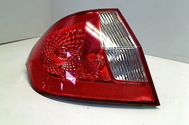 Feu arrière gauche HYUNDAI GETZ occasion