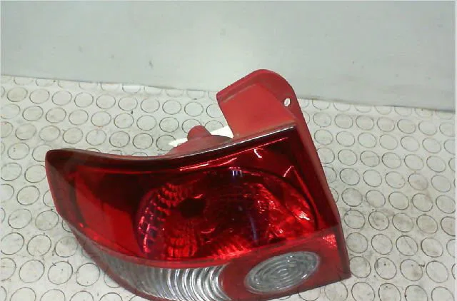 Feu arrière gauche Hyundai GETZ (TB) 1.1 (2002-2005) occasion