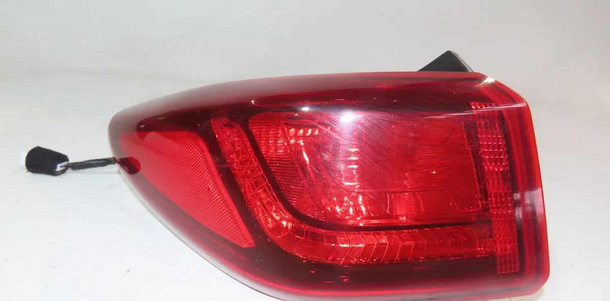 Feu arrière gauche Hyundai KONA (OS, OSE, OSI) 1.6 crdi e-vgt (2018) occasion