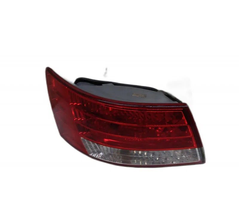 FEU ARRIERE GAUCHE HYUNDAI SONATA 924113K000