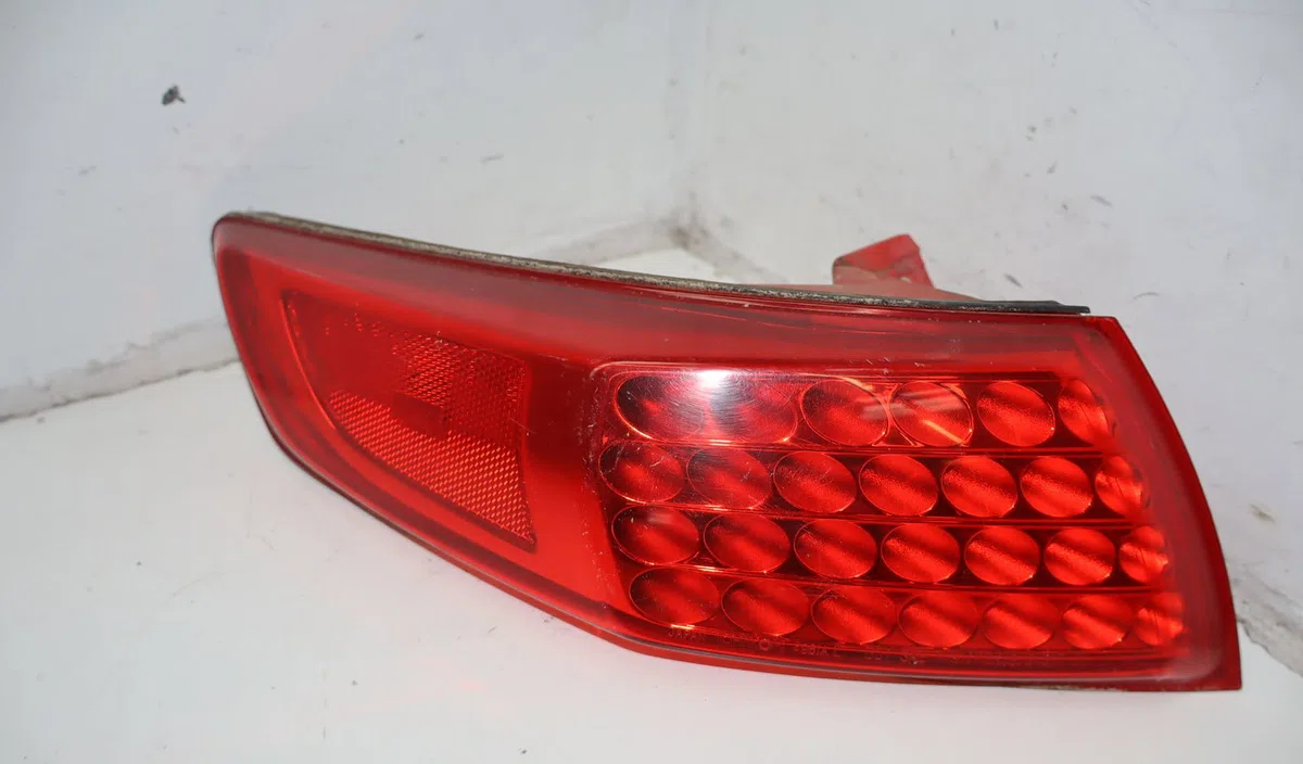 Feu arrière gauche Infiniti FX 45 traction intégrale (2003-2008) occasion