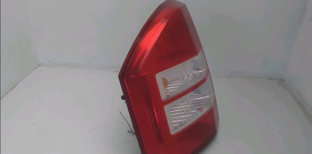 Feu arrière gauche Jeep COMPASS (MK49) 2.0 crd 4x4 (2006) occasion