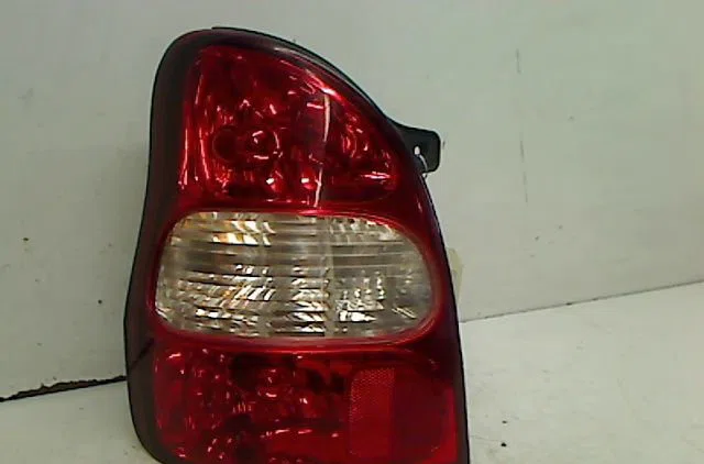 Feu arrière gauche Kia CARNIVAL I (UP) 2.9 tdi (1999-2001) occasion
