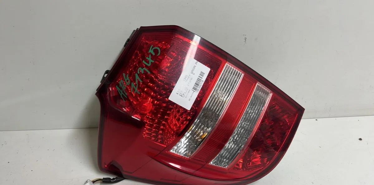Feu arrière gauche Kia CEE'D SW (ED) 1.6 crdi 115 (2007-2012) occasion