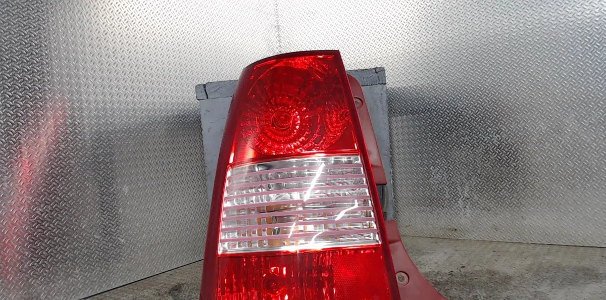 Feu arrière gauche KIA PICANTO 1  PICANTO 1 PHASE 1 occasion