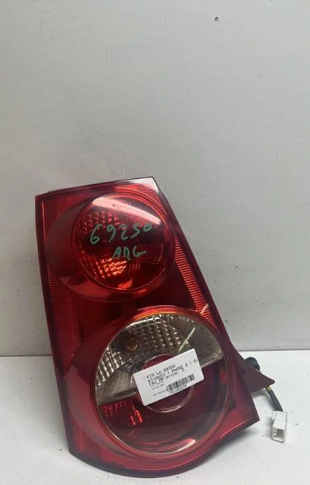 Feu arrière gauche Kia PICANTO I (SA) 1.0 (2004-2011) occasion