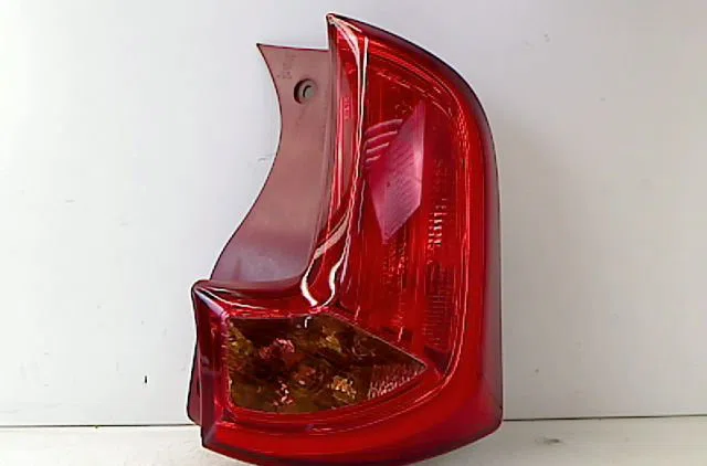 Feu arrière gauche KIA PICANTO II 2012 occasion