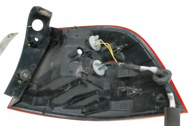 Feu arrière gauche Kia RIO III (UB) 1.25 cvvt (2011-2017) occasion