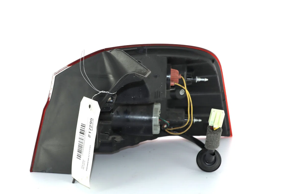 Feu arrière gauche Kia RIO III (UB) 1.4 crdi (2011-2017) occasion