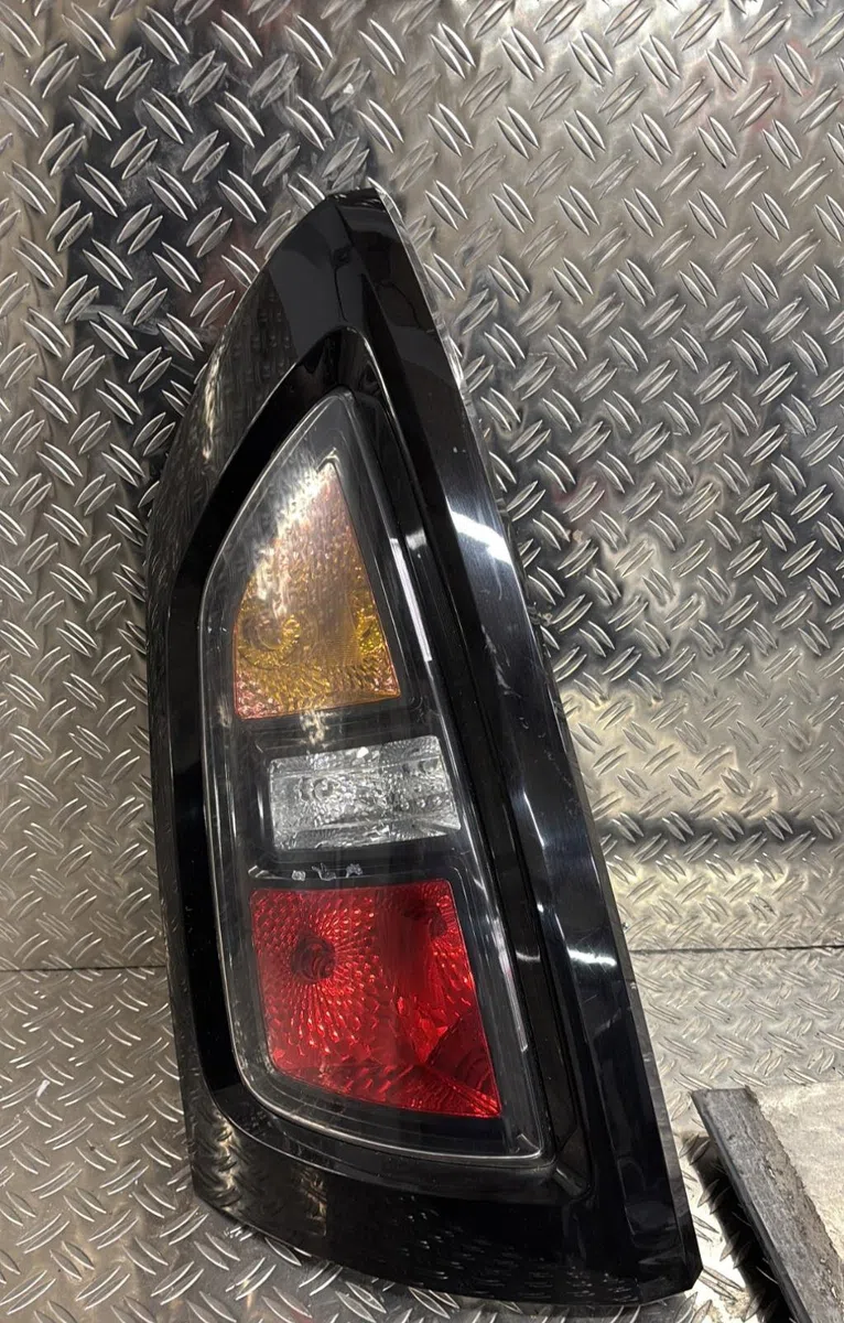 Feu arrière gauche Kia SOUL I (AM) 1.6 cvvt (2009-2011) occasion