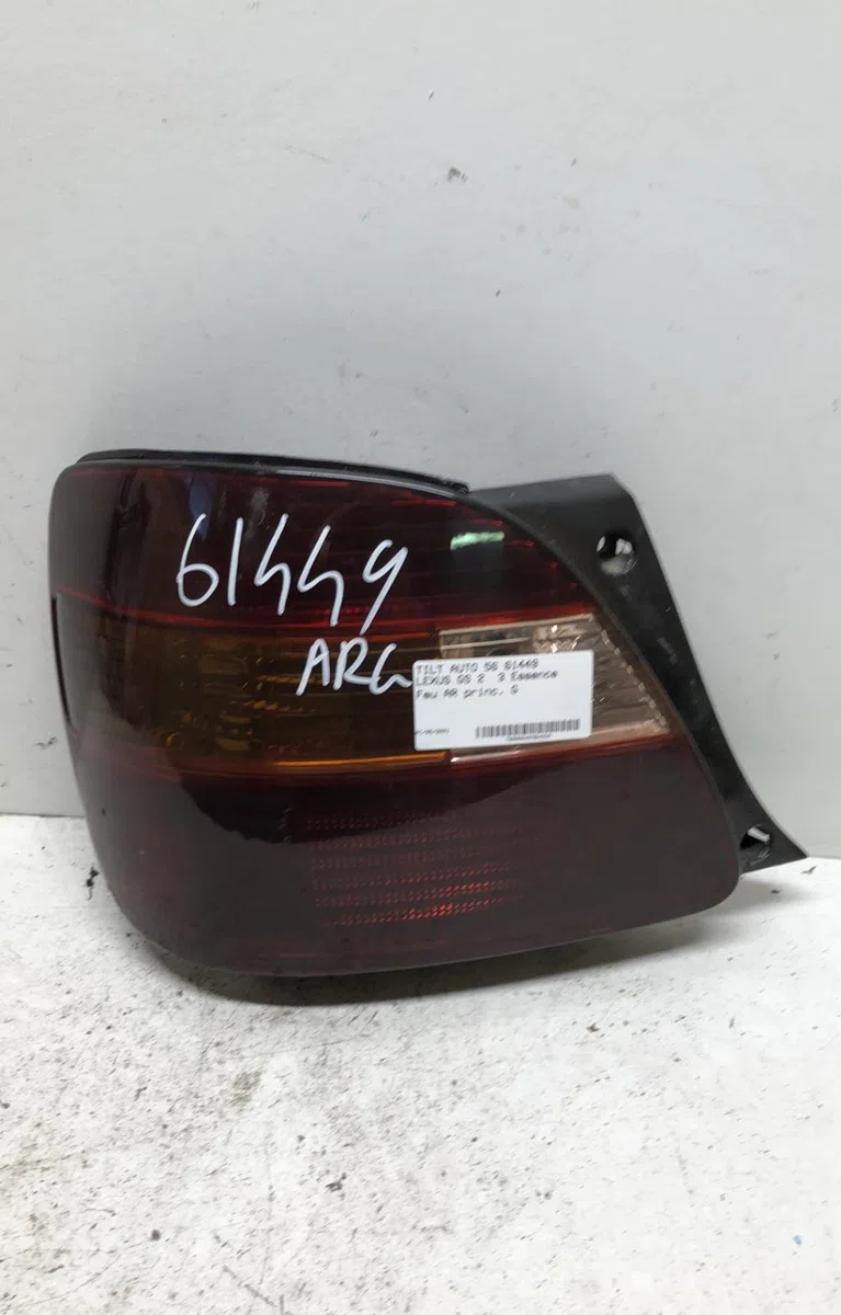 Feu arrière gauche Lexus GS (_S16_) 300 (jzs160_) (1997-2000) occasion