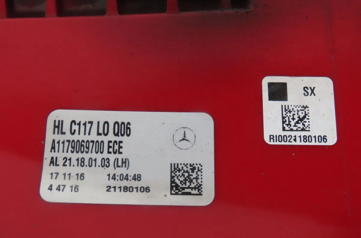 Feu arrière gauche Mercedes-benz CLA Coupé (C117) Cla 180 cdi - d (117.312) (2013-2018) occasion