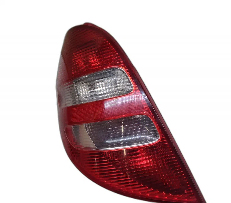 FEU ARRIERE GAUCHE MERCEDES CLASSE A A1698200364