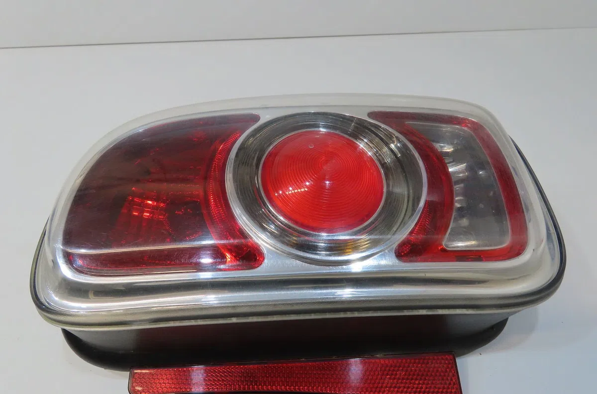 Feu arrière gauche Mini MINI CLUBMAN (R55) Cooper d (2007-2010) occasion