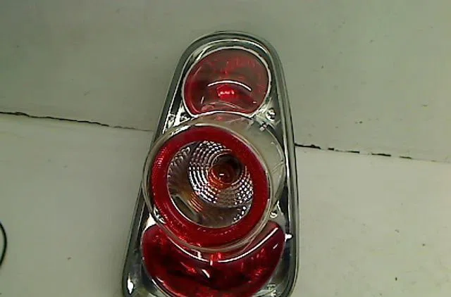 Feu arrière gauche Mini MINI (R50, R53) Cooper (2001-2006) 3 portes occasion