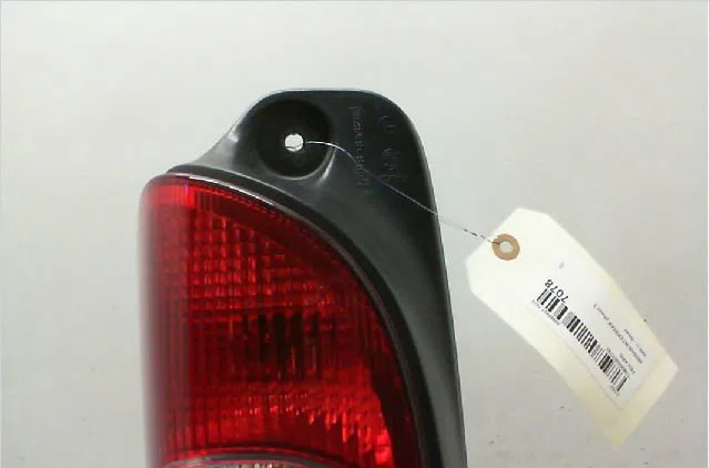 Feu arrière gauche Nissan INTERSTAR Camionnette (X70) Dci 120 (2006) occasion