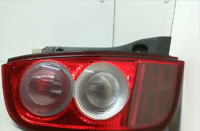 Feu arrière gauche NISSAN MICRA III  1.5 DCI 65ch occasion