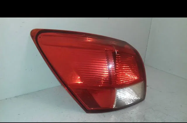 Feu arrière gauche Nissan QASHQAI - QASHQAI 2 I (J10, NJ10, JJ10E) 1.5 dci (2010-2013) 5 portes occasion