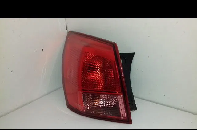 Feu arrière gauche Nissan QASHQAI - QASHQAI 2 I (J10, NJ10, JJ10E) 1.6 (2010-2013) occasion