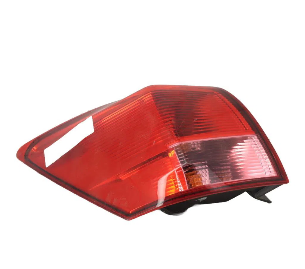 Feu arrière gauche Nissan QASHQAI - QASHQAI 2 I (J10, NJ10, JJ10E) 2.0 (2007-2013) occasion