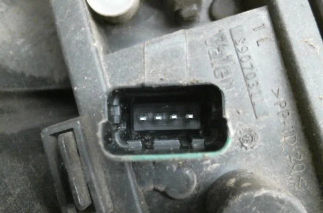 Feu arrière gauche Nissan QASHQAI - QASHQAI 2 I (J10, NJ10, JJ10E) 2.0 dci (2007-2013) occasion