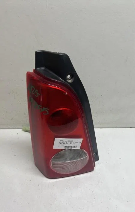 Feu arrière gauche Opel AGILA (A) (H00) 1.2 16v twinport (f68) (2004-2007) occasion