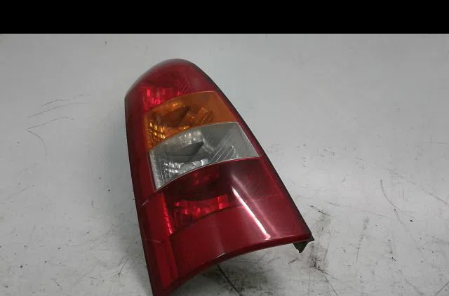 Feu arrière gauche Opel ASTRA G Break (T98) 1.6 16v (f35) (1998-2004) occasion