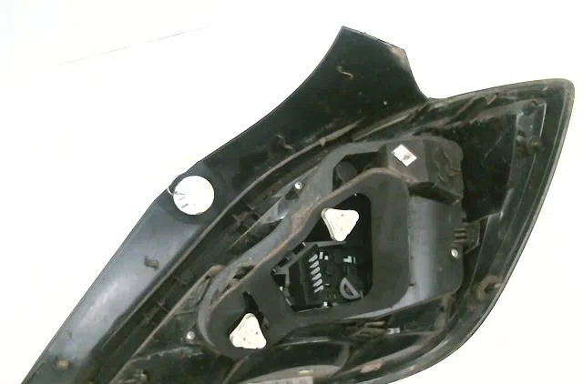 Feu arrière gauche Opel ASTRA H (A04) 1.3 cdti (l48) (2005-2010) occasion