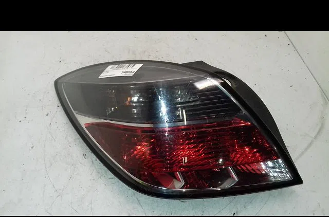 Feu arrière gauche Opel ASTRA H GTC (A04) 1.6 (l08) (2005-2010) occasion