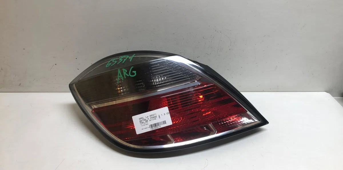Feu arrière gauche OPEL ASTRA H PHASE 2 occasion