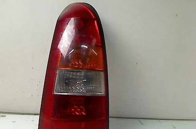 Feu arrière gauche OPEL ASTRA II 2000 occasion