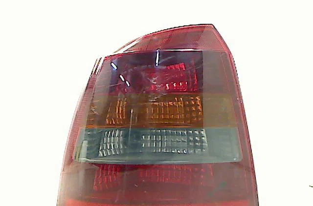 Feu arrière gauche OPEL ASTRA II 2002 occasion