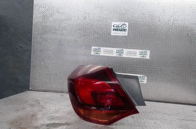 Feu arrière gauche OPEL ASTRA J  ASTRA J PHASE 1 occasion
