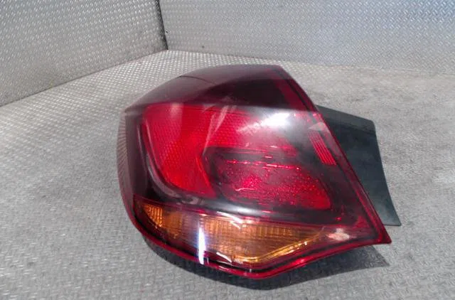 Feu arrière gauche OPEL ASTRA J  ASTRA J PHASE 2 occasion