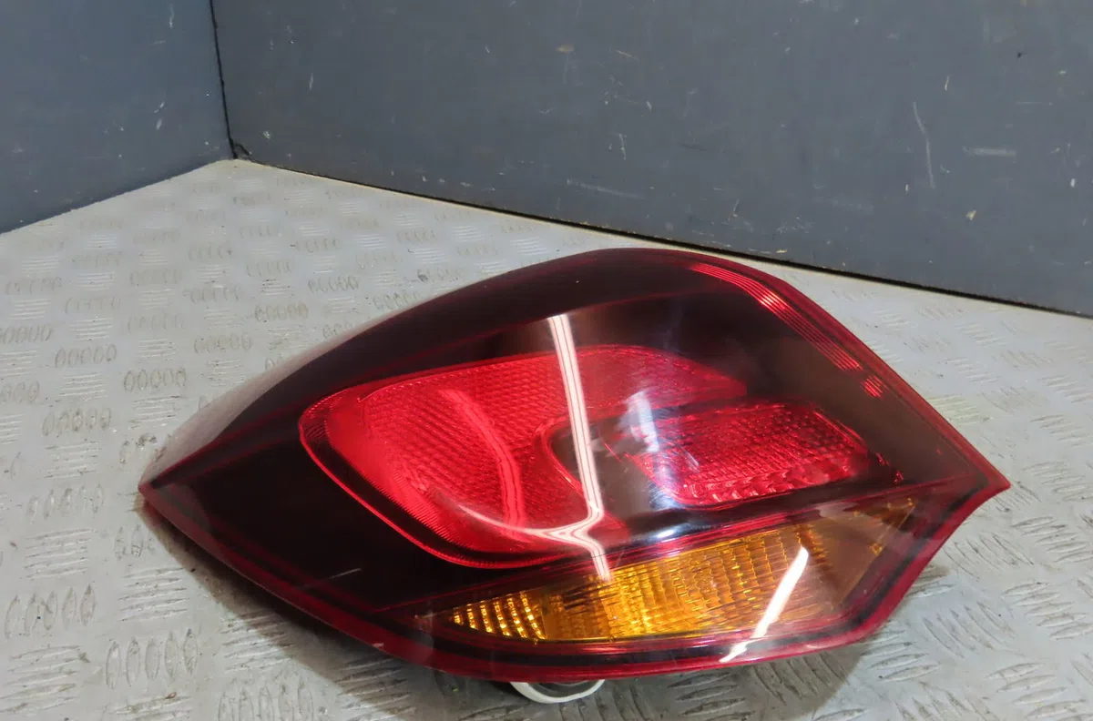 Feu arrière gauche Opel ASTRA J (P10) 1.6 cdti (68) (2013-2015) occasion