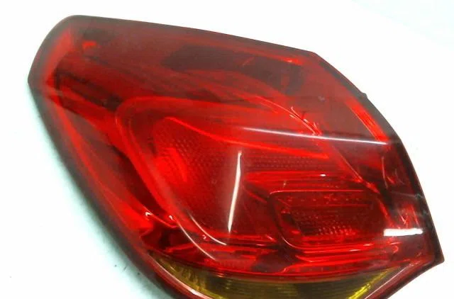 Feu arrière gauche Opel ASTRA J (P10) 1.7 cdti (68) (2009-2015) occasion