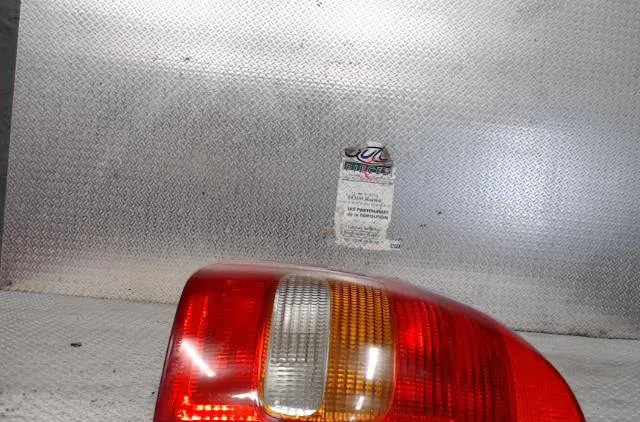 Feu arrière gauche OPEL CORSA B  CORSA B PHASE 2 occasion